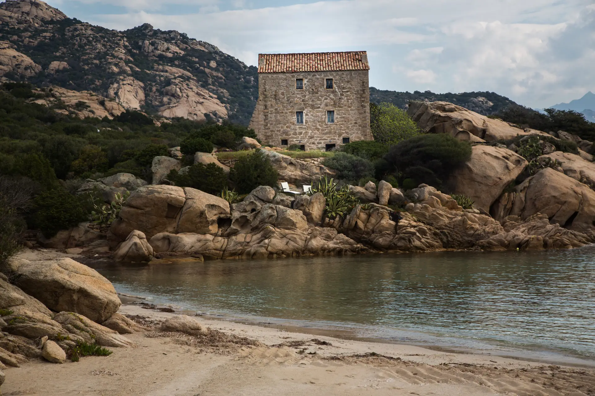 Privat strand på Murtoli